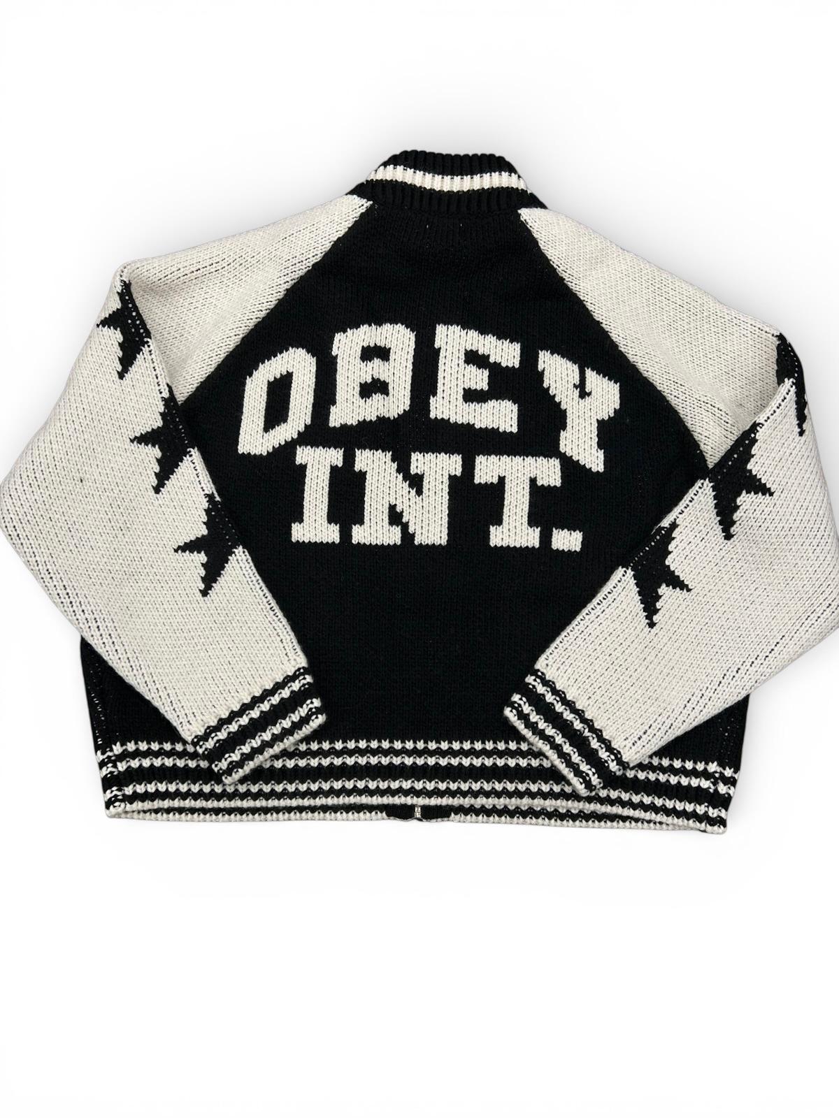 Maglione Obey