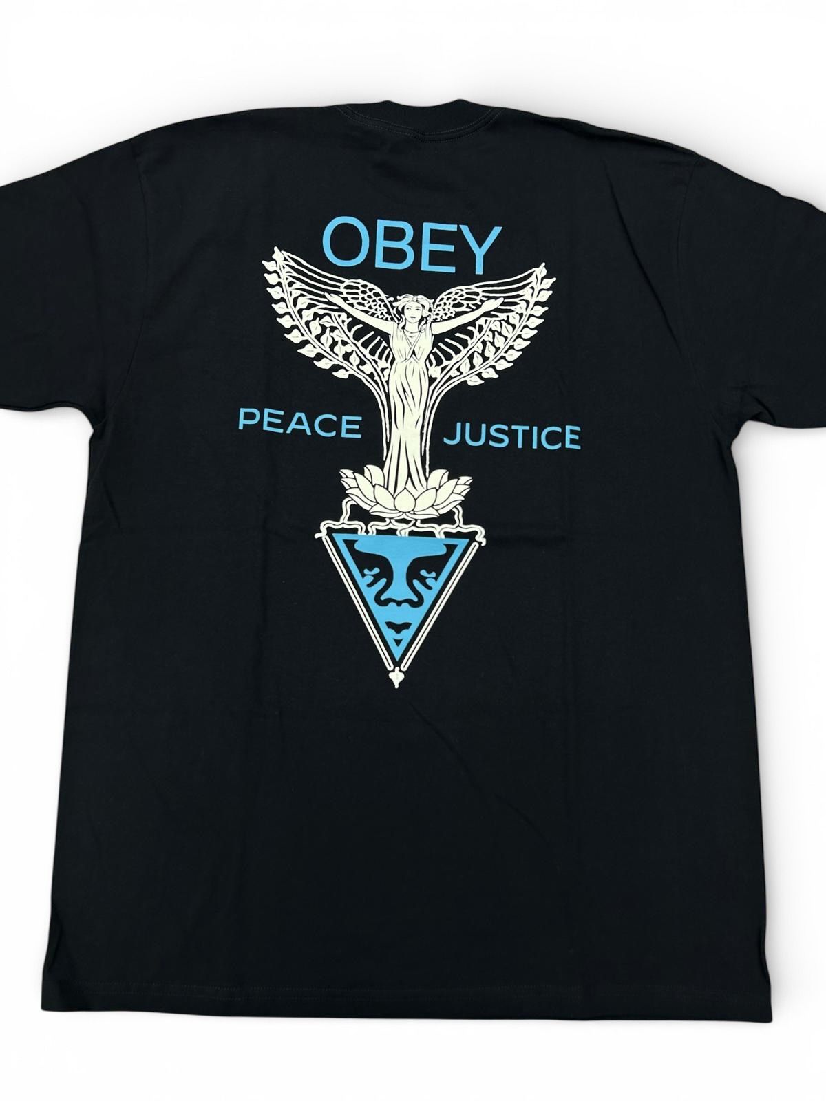 T-shirt Obey